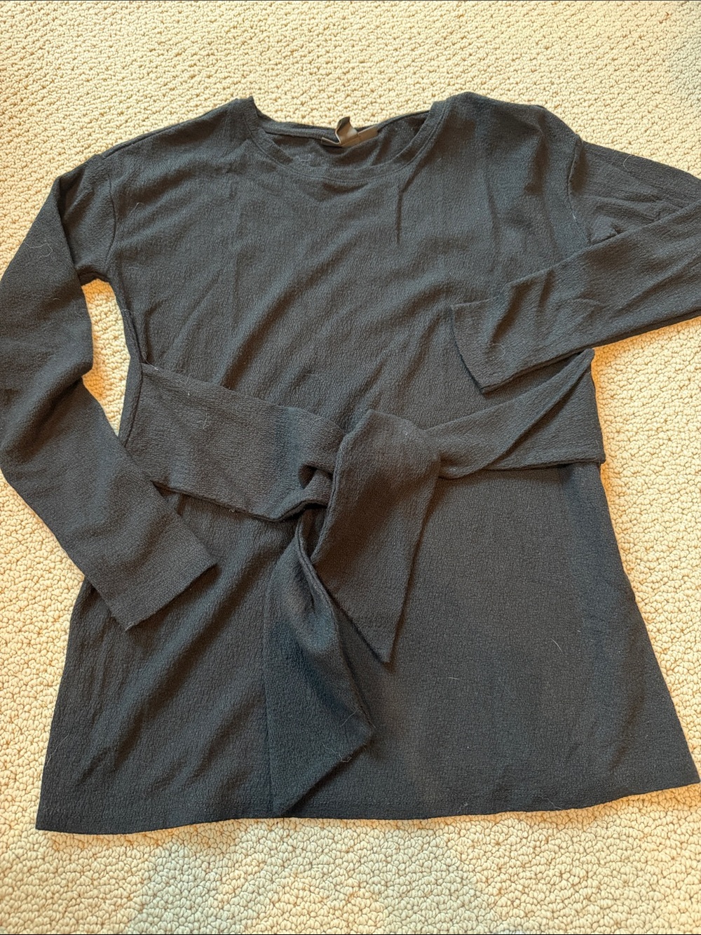 A pea in the pod black maternity tie front top